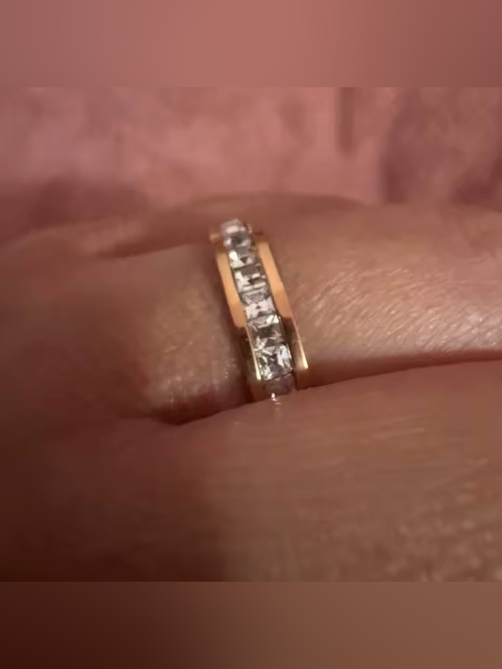 18K Gold Single Row Princess Cut Luxury Diamond I Ring Wedding Bridal No Fade - Picture 3 of 10